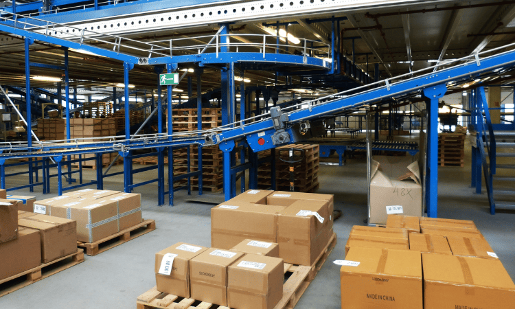 معایب حمل و نقل دریایی